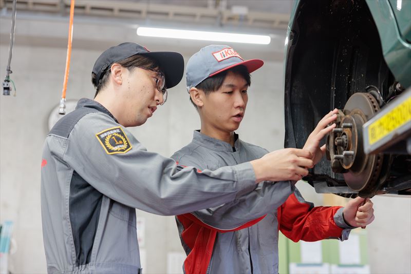 一級自動車整備科　実習の様子